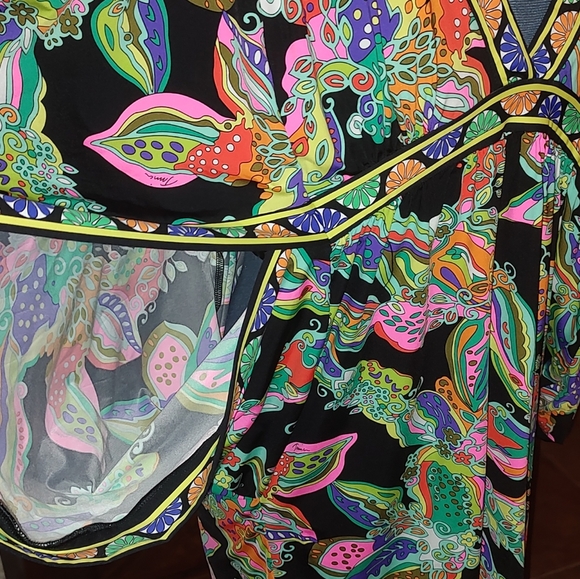 Trina Turk French Riviera Tunic Multicolor  Top Medium - Picture 2 of 4